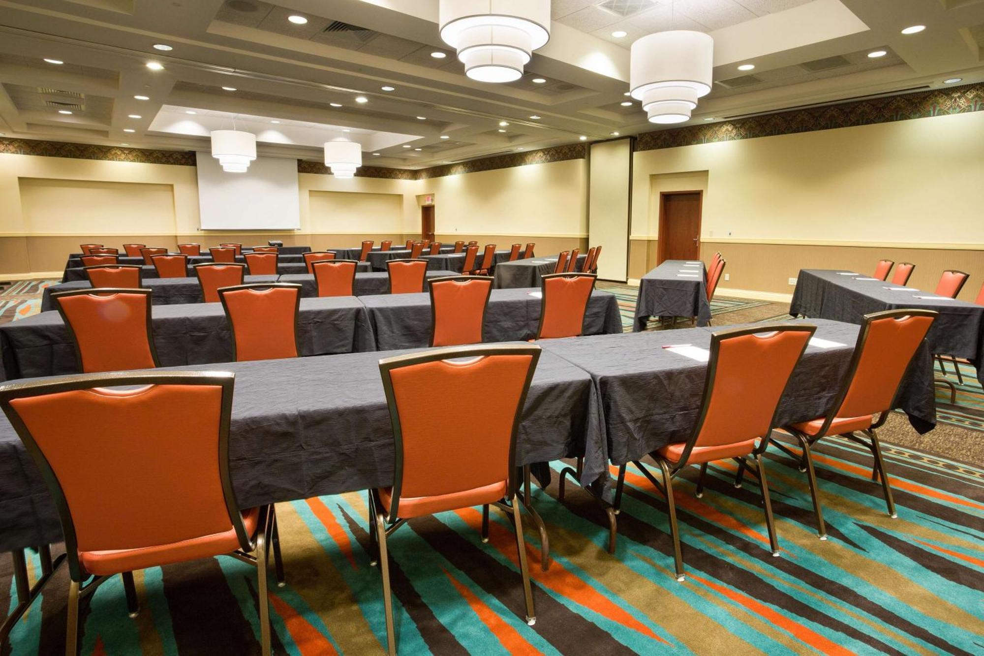 Drury Inn & Suites Columbus Grove City Εξωτερικό φωτογραφία