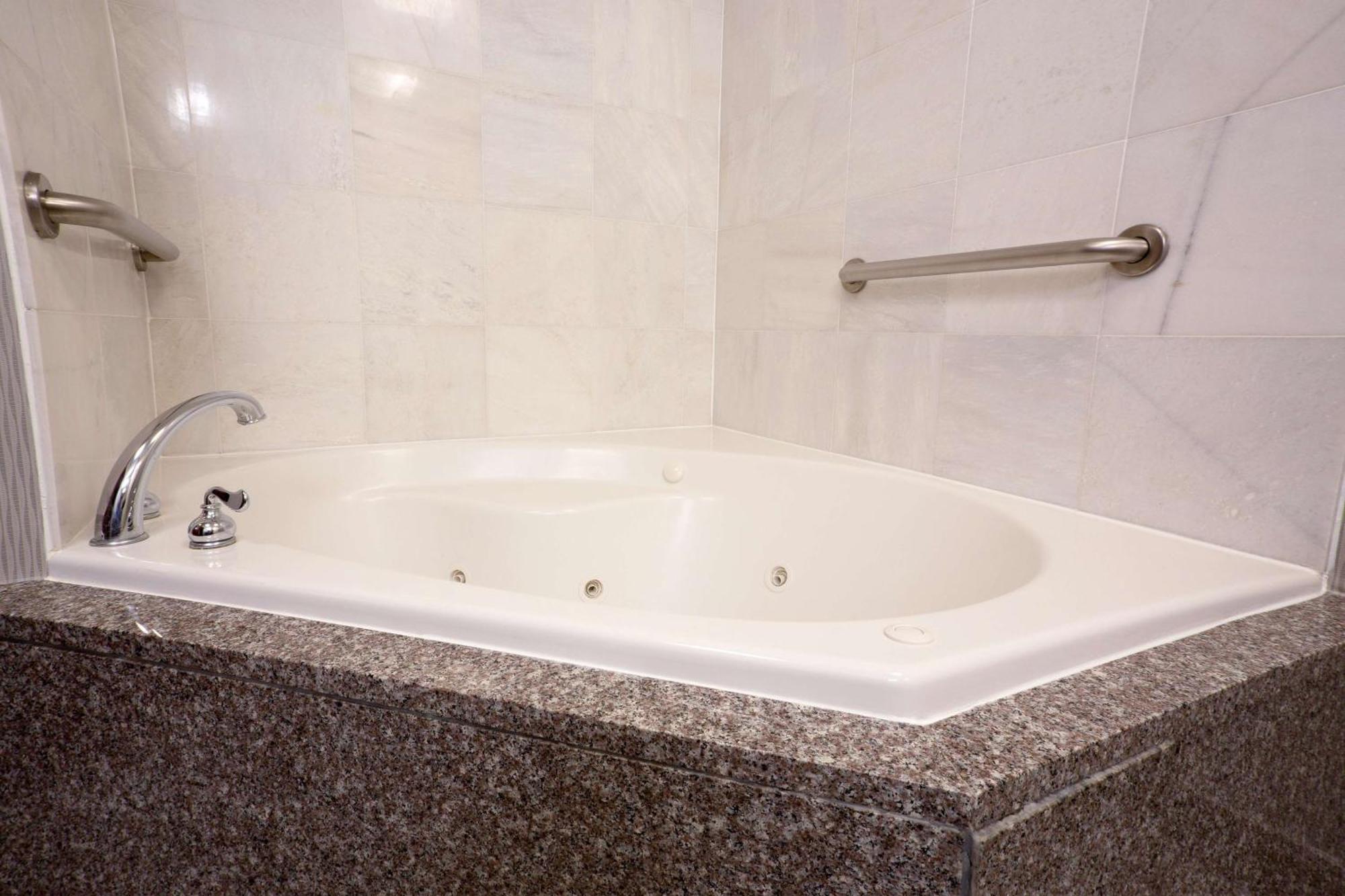 Drury Inn & Suites Columbus Grove City Εξωτερικό φωτογραφία