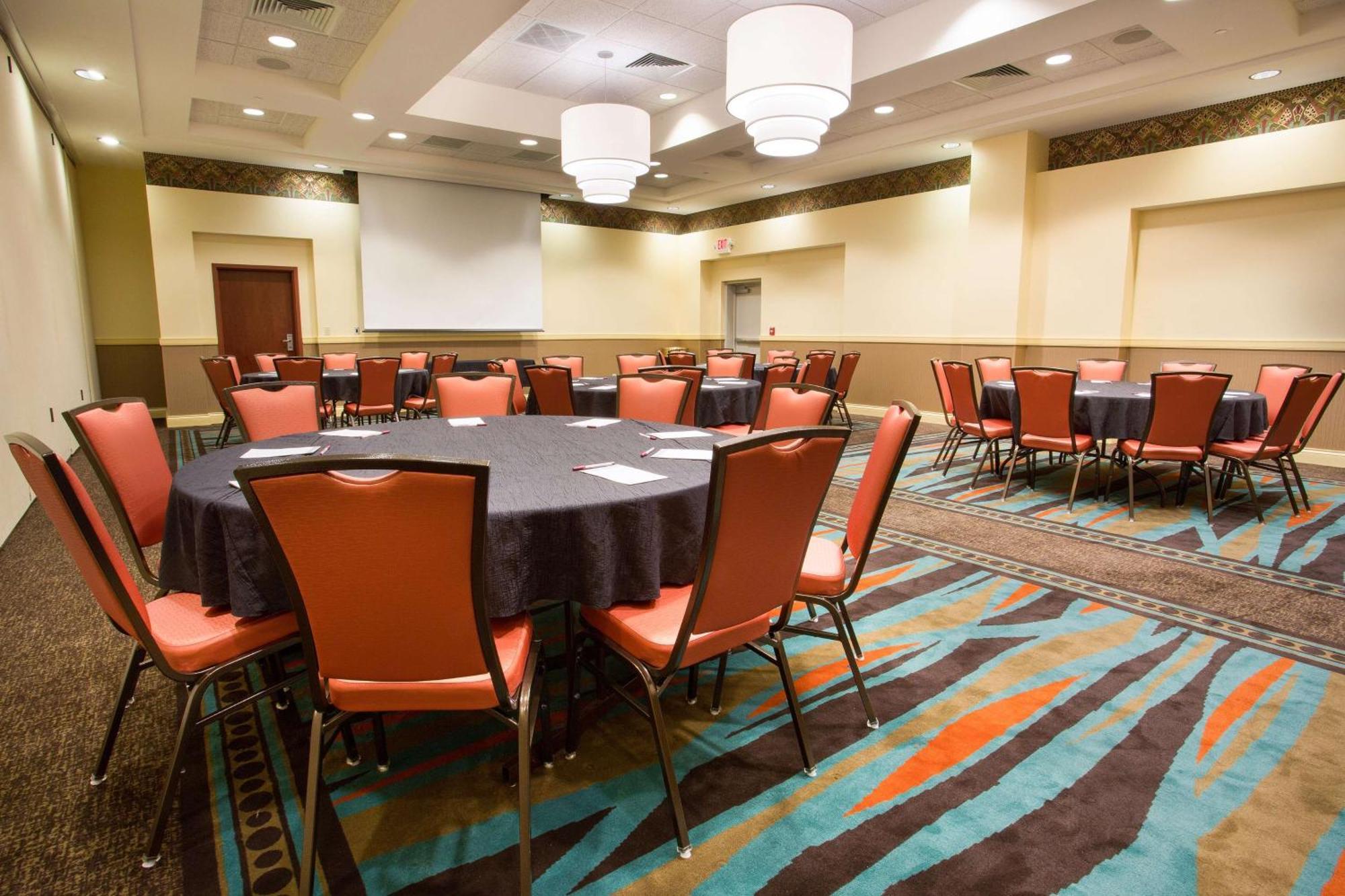 Drury Inn & Suites Columbus Grove City Εξωτερικό φωτογραφία